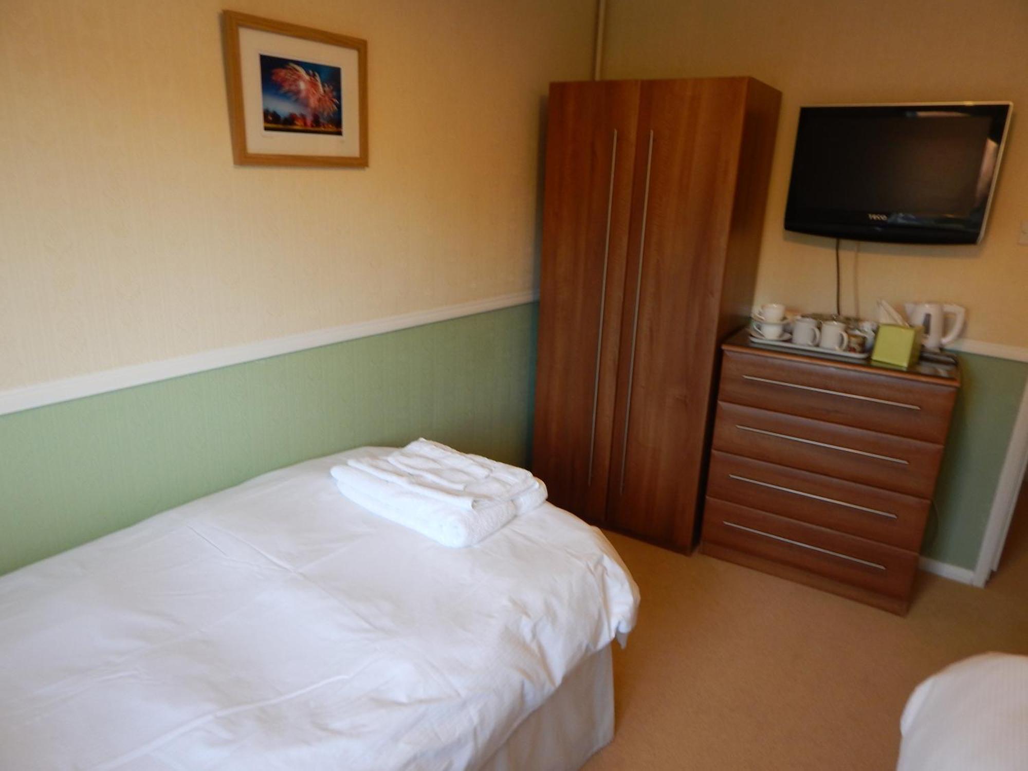 Fairlight Lodge King's Lynn Room photo